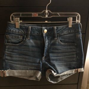 Super stretch denim shorts